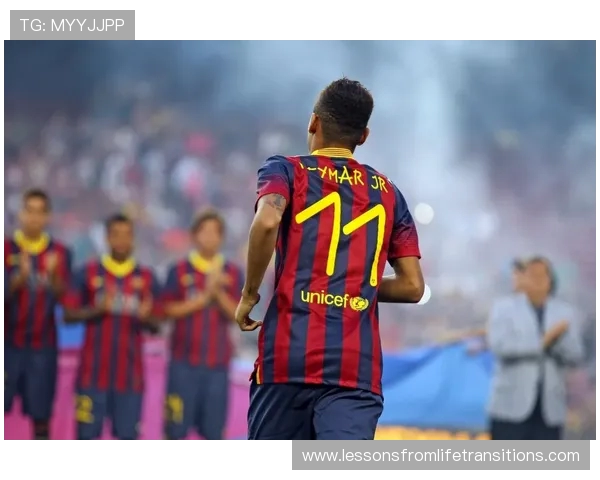 TA：巴萨出售内马尔所挣的钱本可用来改善财务，却被挥霍一空